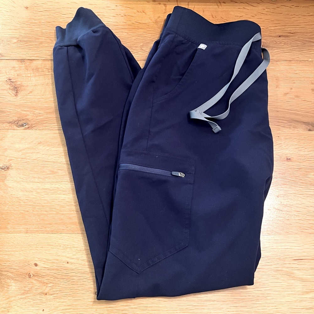Figs jogger scrub pants
